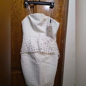 NWT Thurley "LUNA" Limited Edition Lace Dress Aus Size 12 (US 8)